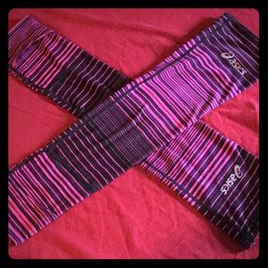 Pink purple black arm warmers ASICS thumb hole run
